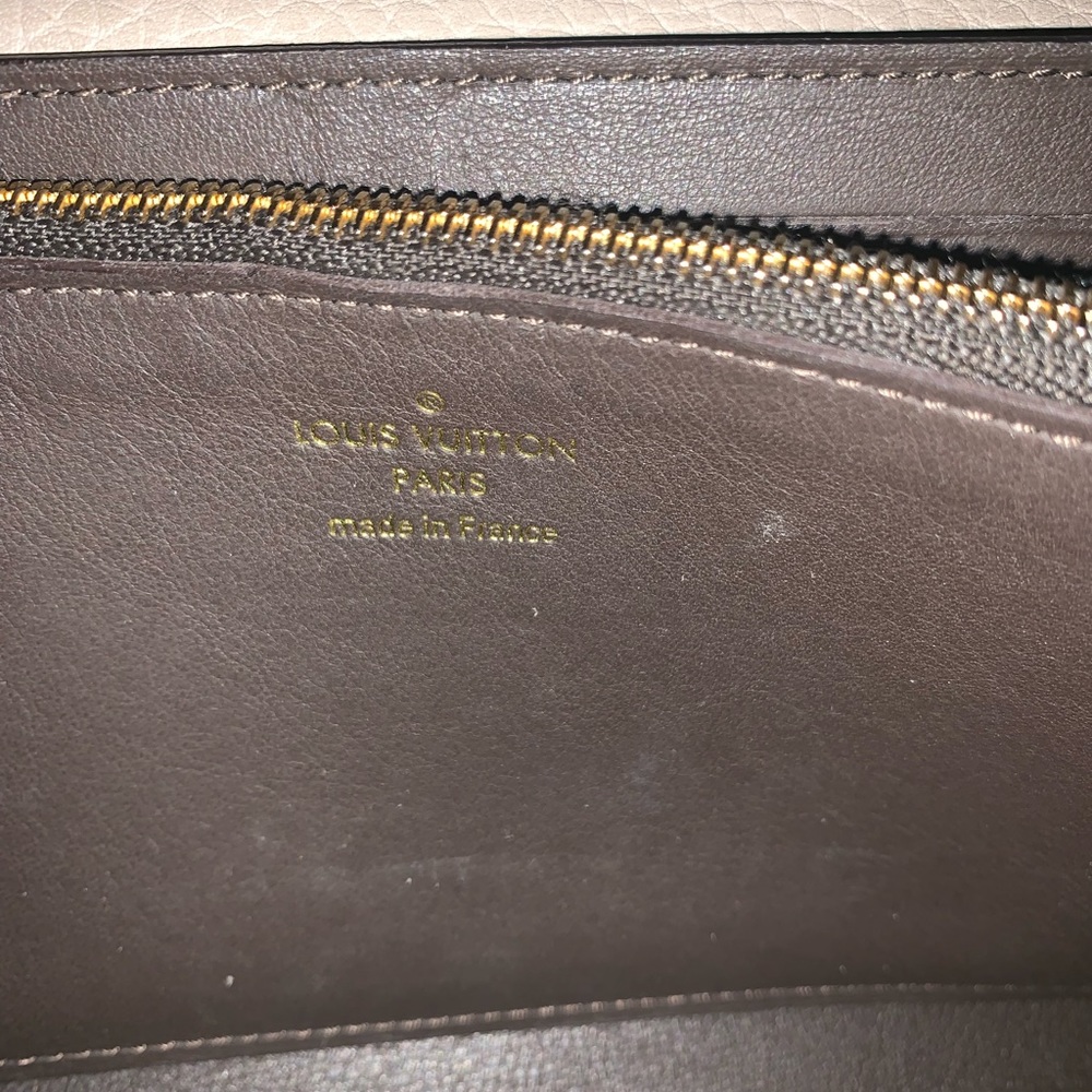 Wallet - Picture 5 of 5